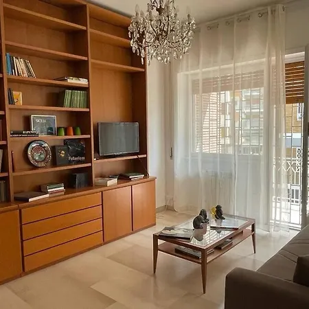 Johnny's Monkeys * Ρώμη